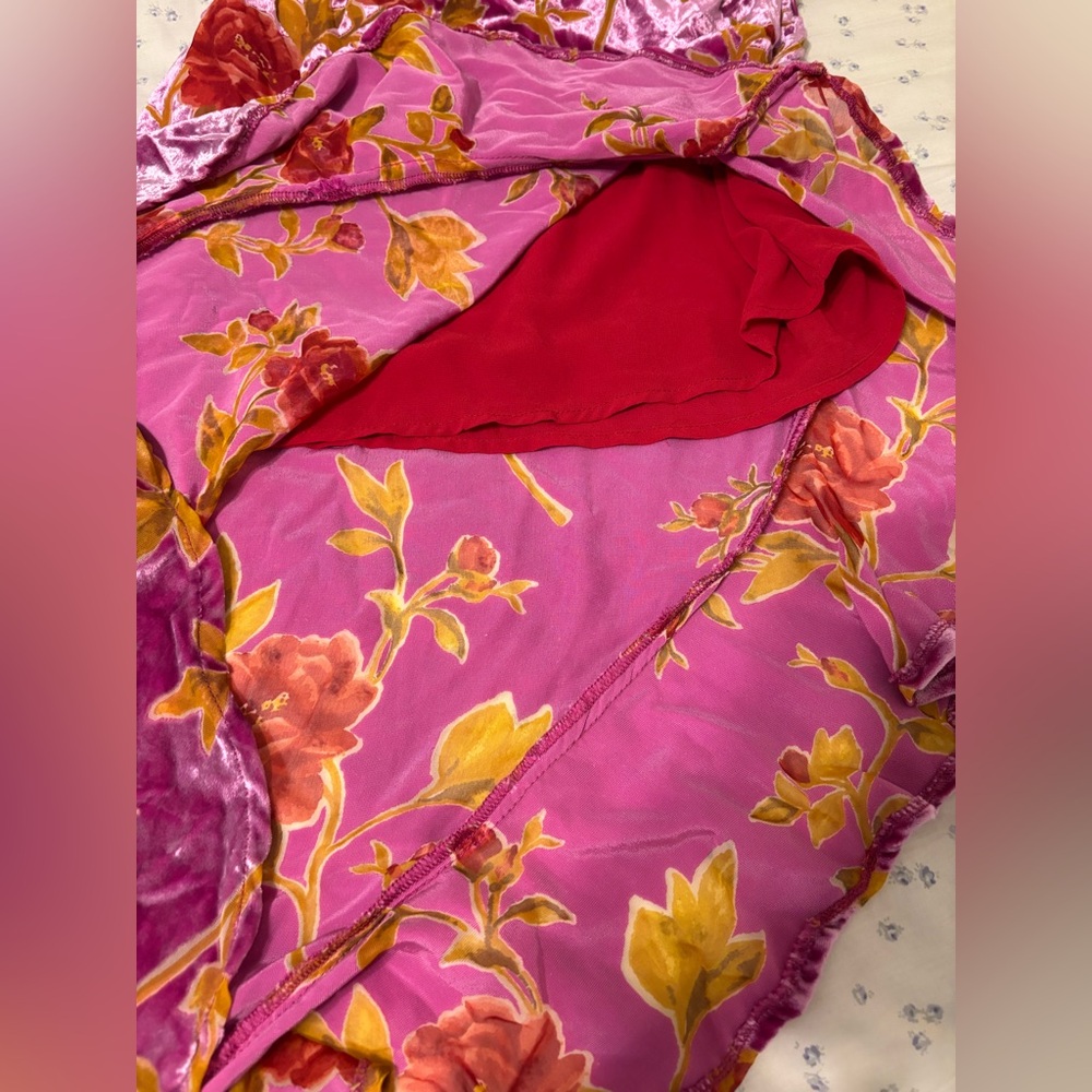 Asymmetrical floral velvet skirt